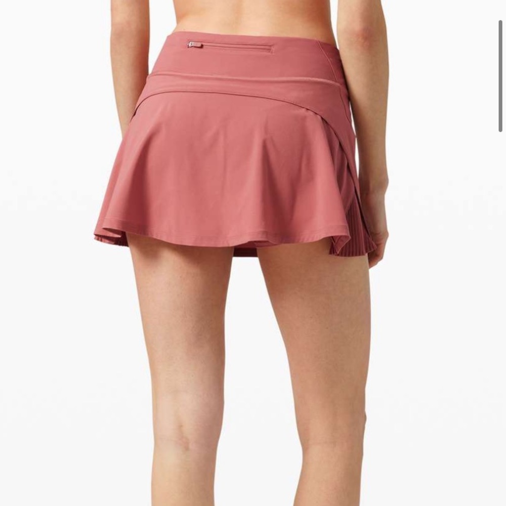❤️LULULEMON PLAY OFF THE PLEATS SKIRT/SKORT-CHERRY TINT-8/10/12❤️ - Picture 4 of 11